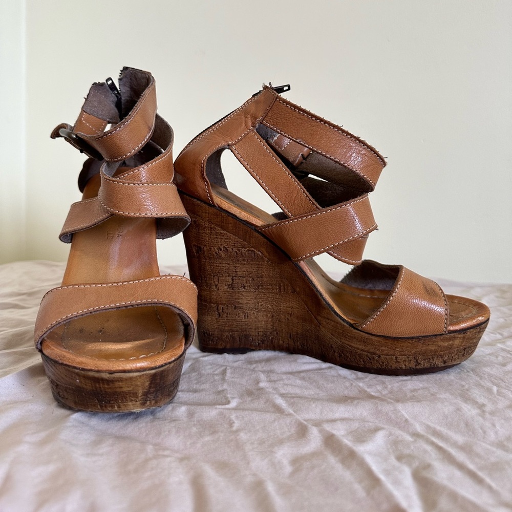Browns Leather Wedges